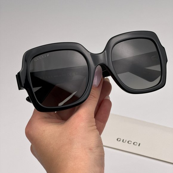 Gucci GG1337S 002 Sunglasses Shiny Black Gradient Gray Polarized Square Women main image 6
